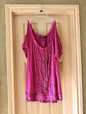 EUC INC International Concepts Cold Shoulder Pink Beaded Top Size 2X